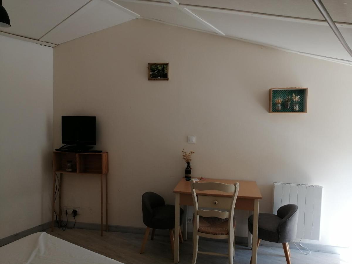 Chambres D'Hotes "La Source" Mareuil-sur-Lay Kültér fotó